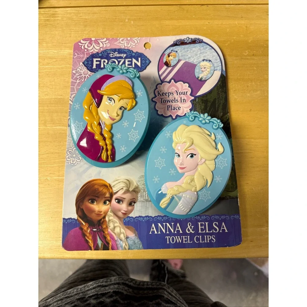 Disney Frozen Anna Elsa Beach Towel Clips 2 Pack Blue Lounge Chair Accessories